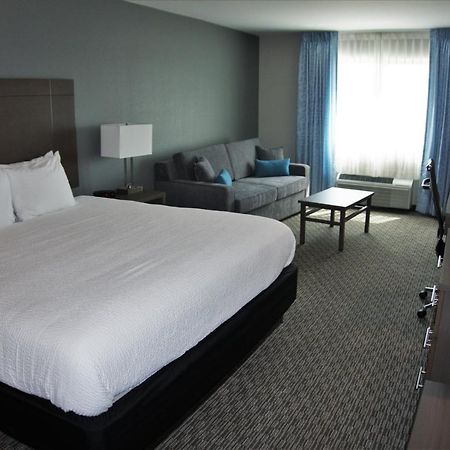 פורט דודג' Brookstone Inn & Suites מראה חיצוני תמונה